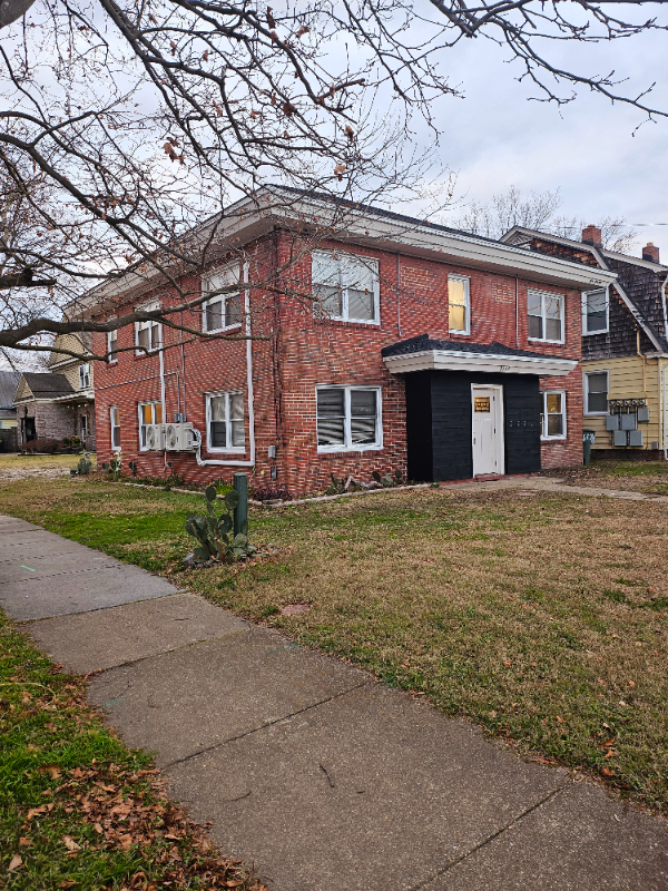 Norfolk Multiplex: 9537 Granby Street #3