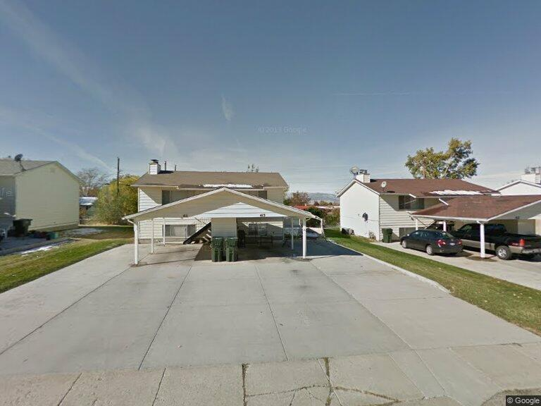 Tooele Apartment: 411 Noble Rd