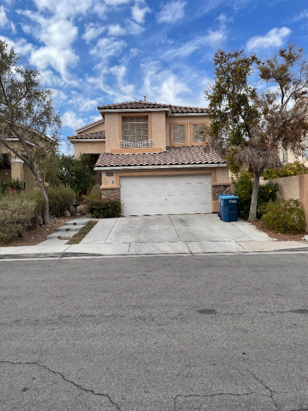 Las Vegas House: 5747 Crescent Landing St