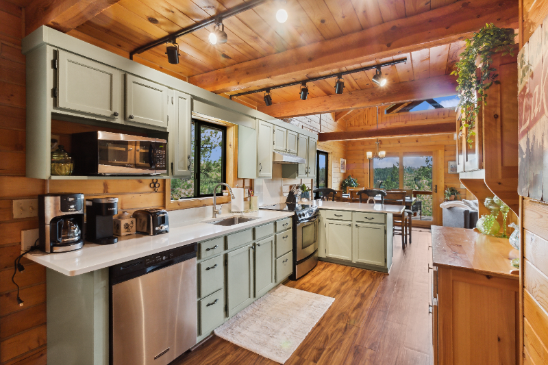 Eureka House: 168 Carpenter Lane