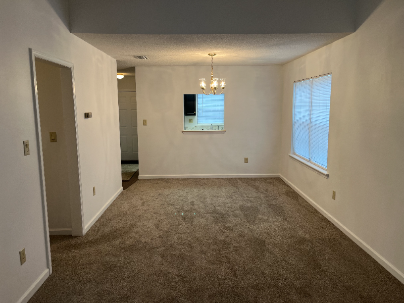 Myrtle House: 6530 Laguna Point