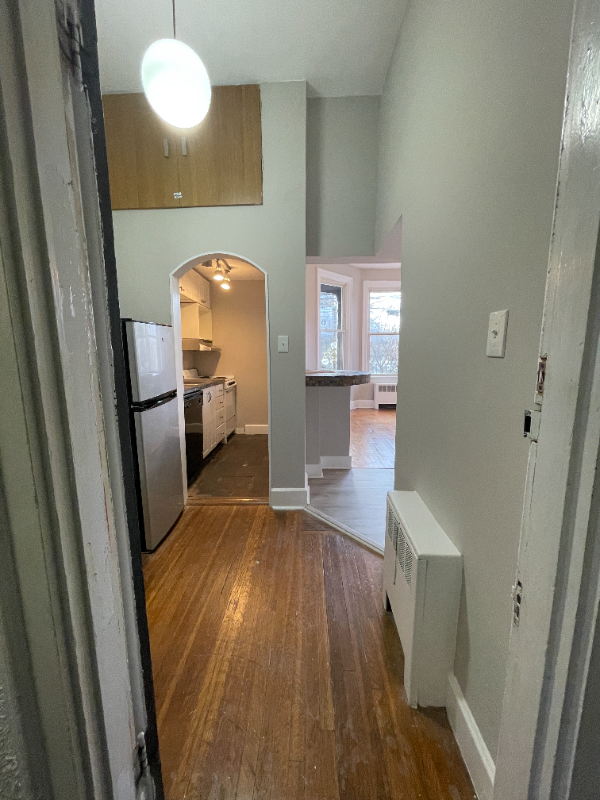 Cincinnati Apartment: 3450 Clifton Ave