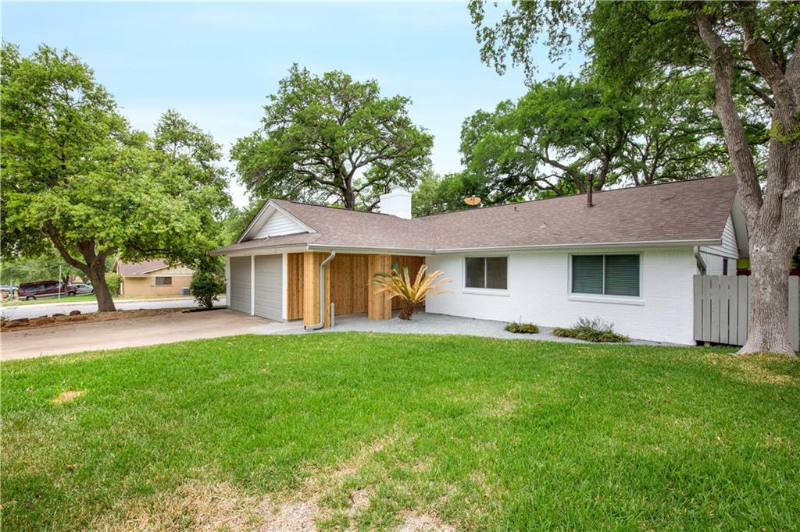 Austin House: 2508 Aldford Dr