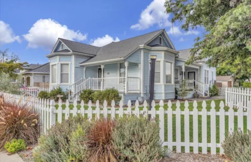 San Juan Bautista House: 700 3rd Street