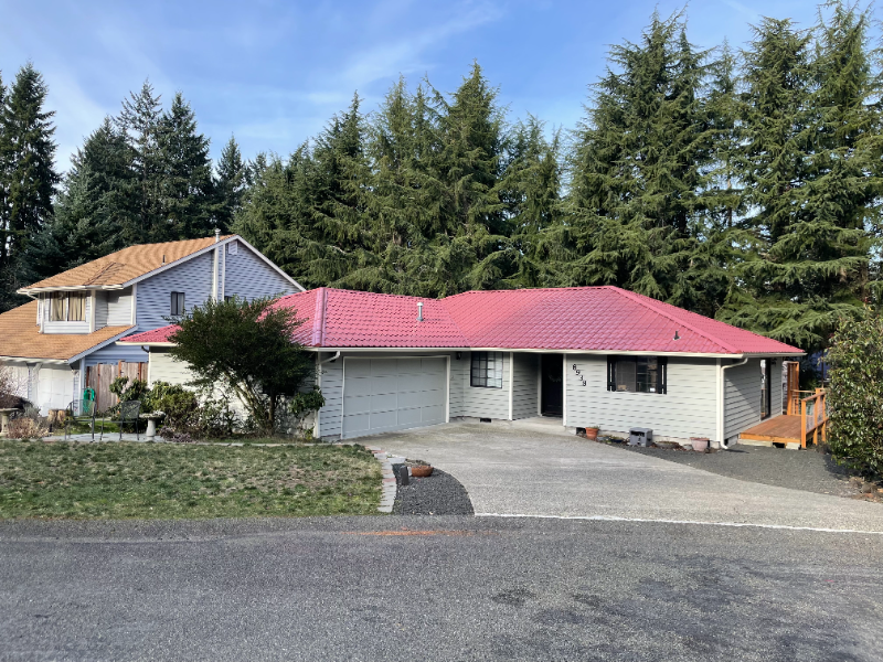 Olympia House: 8938 49th Ct NE