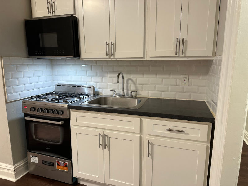 Jersey City Apartment: 164 Sterling Avenue