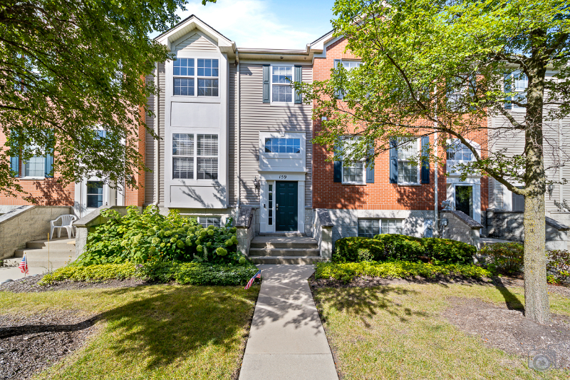 Gilberts Condo: 159 Willey Street
