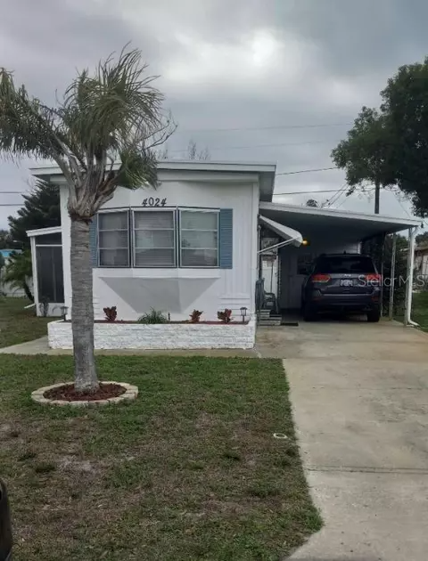 Holiday House: 4024 Reggie Dr.