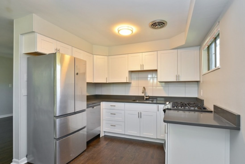 Deerfield Apartment: 1141 Waukegan Road