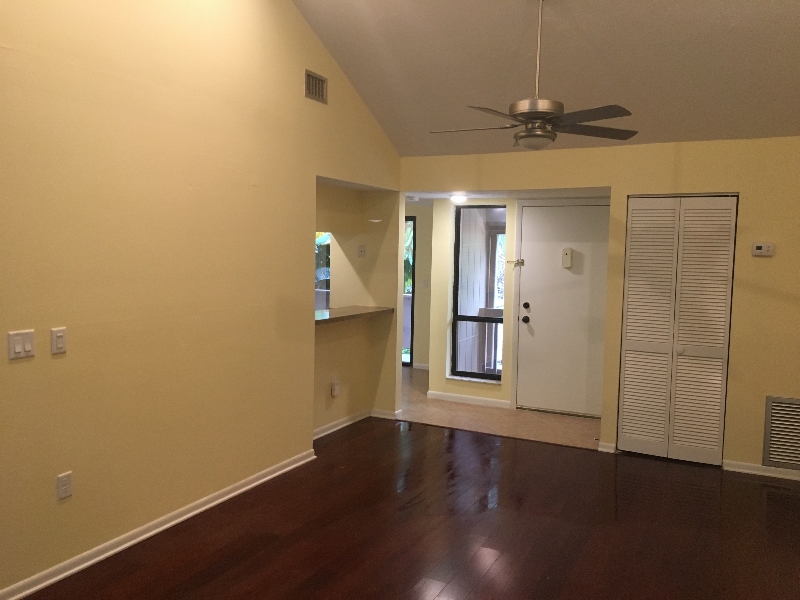 Sarasota Condo: 1687 Brookhouse Circle