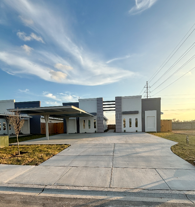 Edinburg Multiplex: 3012 West Kenwood Street