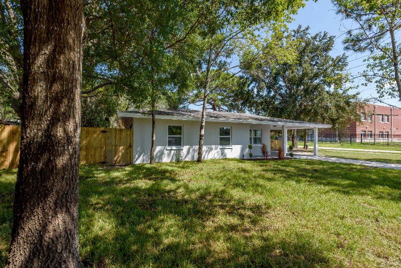Crystal River House: 763 NE 12th St.