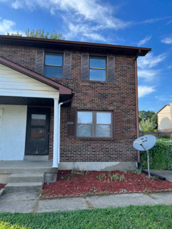 Radcliff Other: 2733 Pioneer Ct