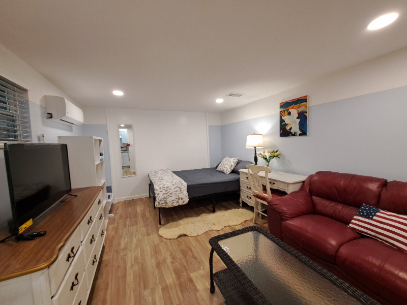 Clearwater Single Room: 1244 Grove St