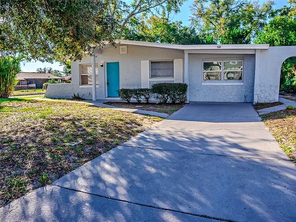 Orlando House: 2500 Carver Ave