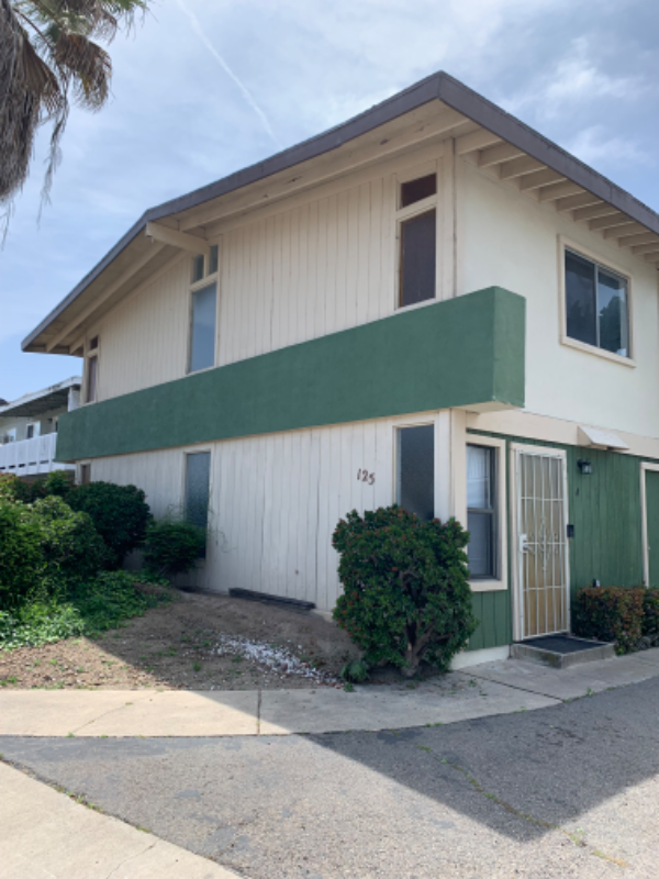 Costa mesa Apartment: 125 melody lane unit B