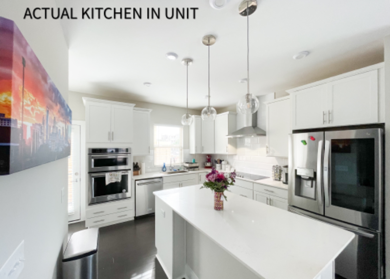 Charlotte Townhome: 16042 Roscoe Ln