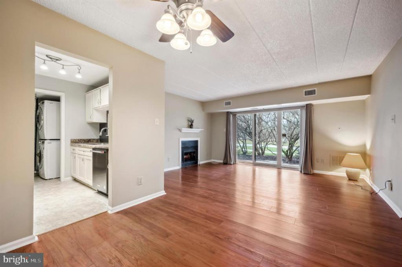 Chesterbrook Condo: 70 Le forge Court