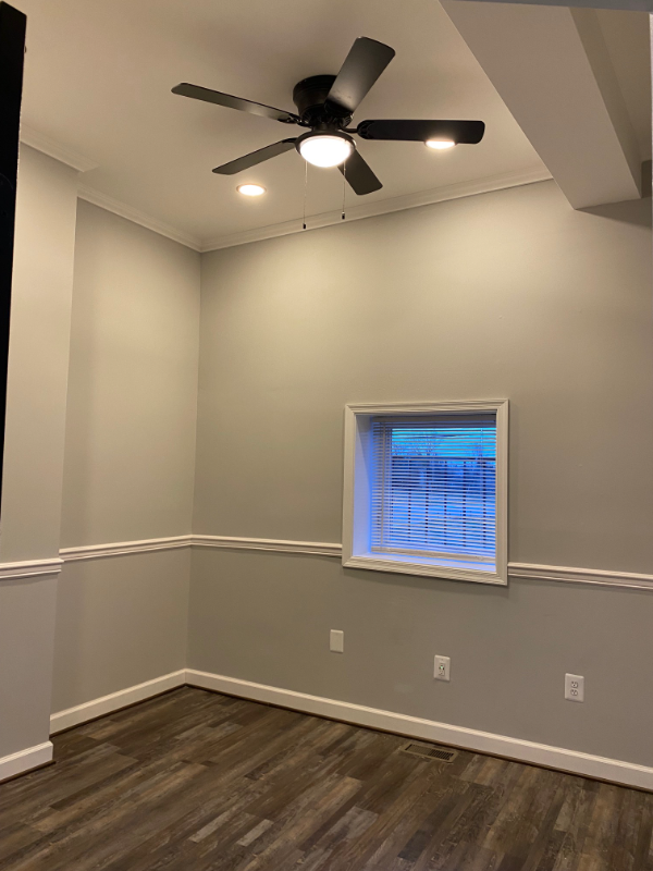 Baltimore Townhome: 833 N Fulton Ave