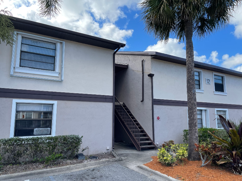 Melbourne Condo: 1062 ellen court