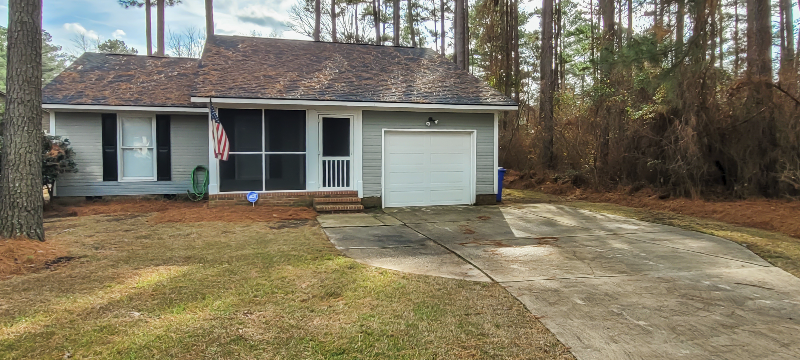 Fayetteville House: 3987 Loufield Dr
