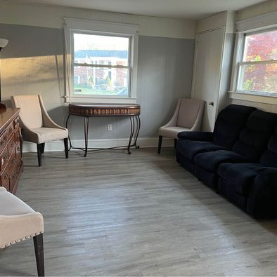 Woodbridge House: 4816 Kilbane Road
