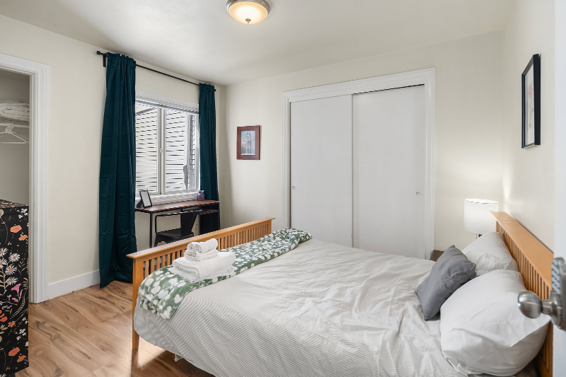 TUKWILA House: 14813 46TH AVE S