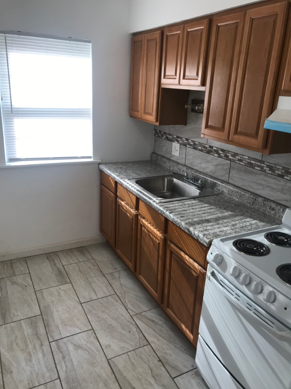 Detroit Apartment: 4811 Cadieux Road