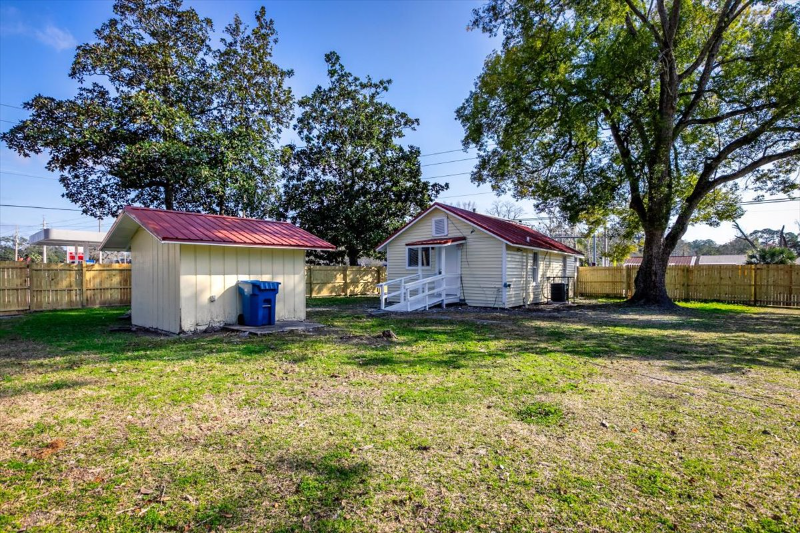 jacksonville House: 541 new berlin rd