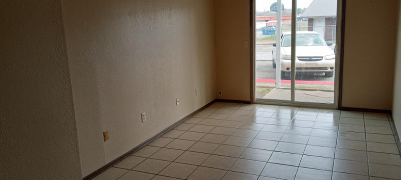 Wilburton Apartment: 902 Cynthia Street
