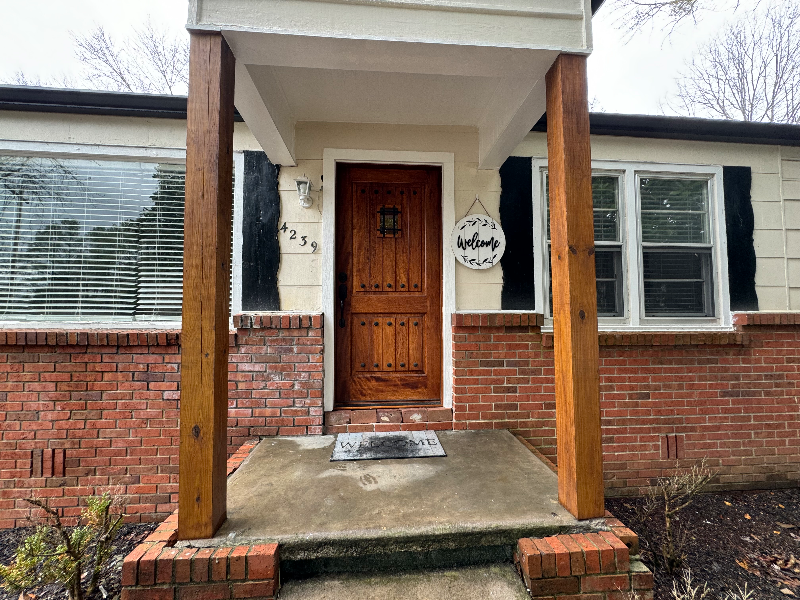 Hixson House: 4239 Norcross Rd