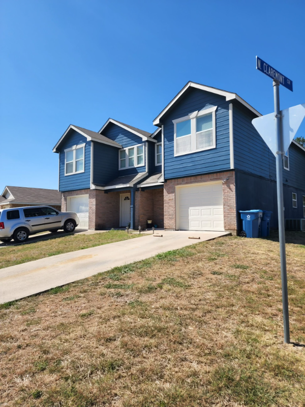 Marble Falls Multiplex: 701 Claremont Parkway