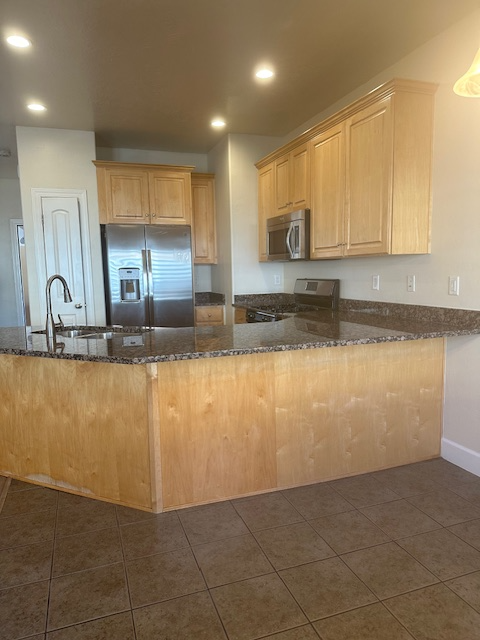 Draper Townhome: 645 E Wyngate pointe Ln