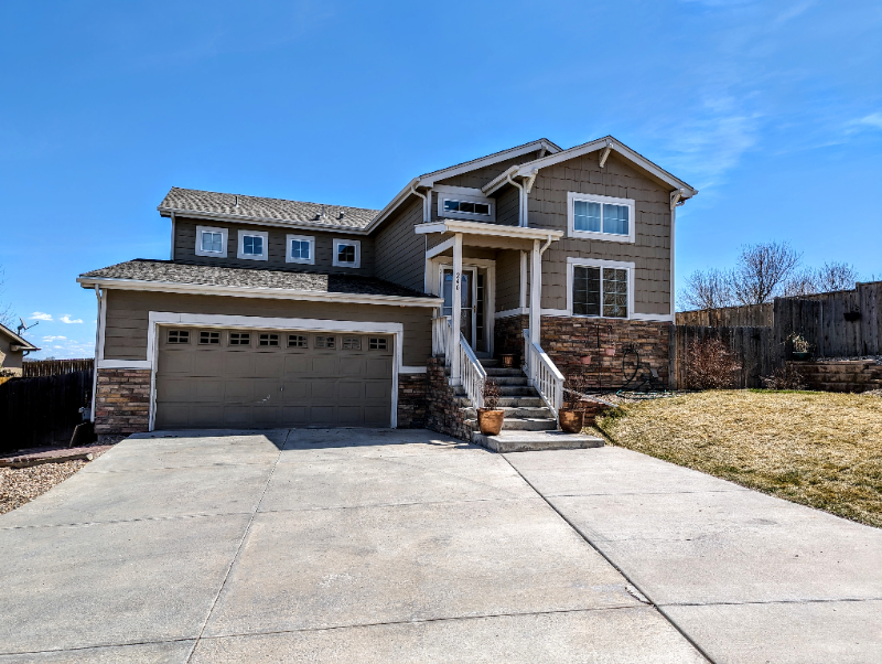 Loveland House: 246 Primrose Dr
