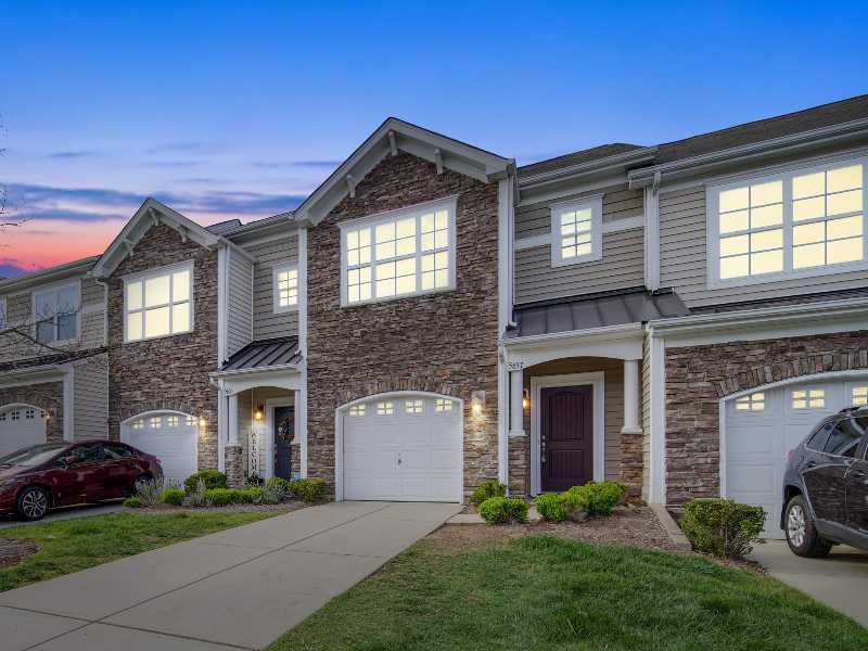 Charlotte Townhome: 5657 Tipperlinn way