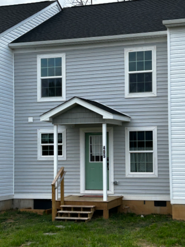 waynesboro House: 405 S Magnolia Ave