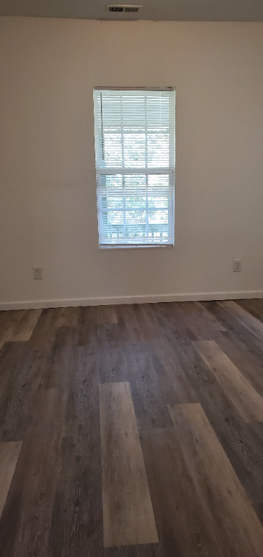 Columbia House: 1063 Prescott Rd