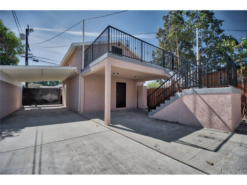 Los Angeles Apartment: 422 E. 41st Street