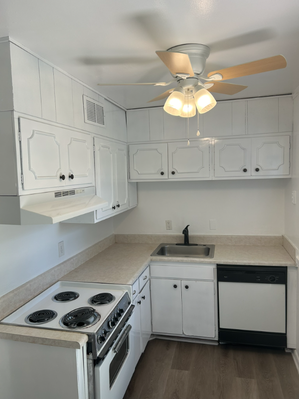 Decatur Apartment: 1386 Church street