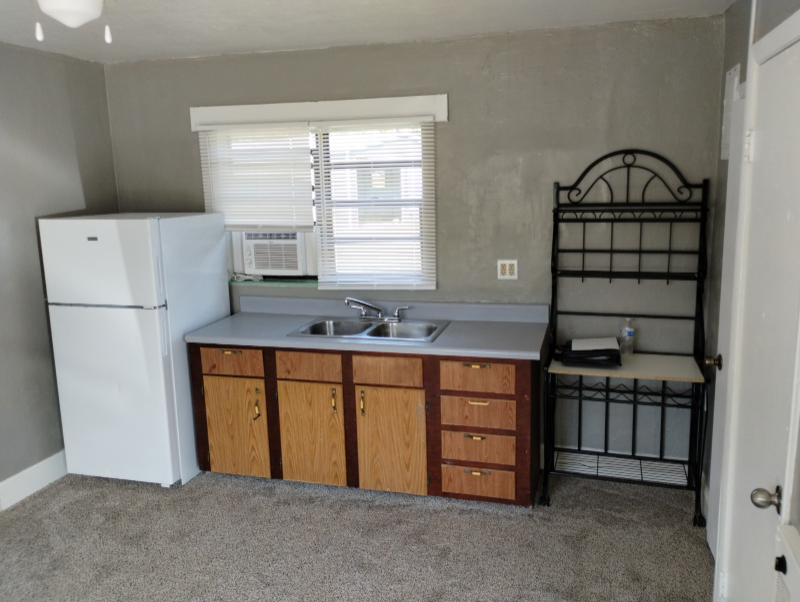 Lake City Other: 169 SE Camelot Loop