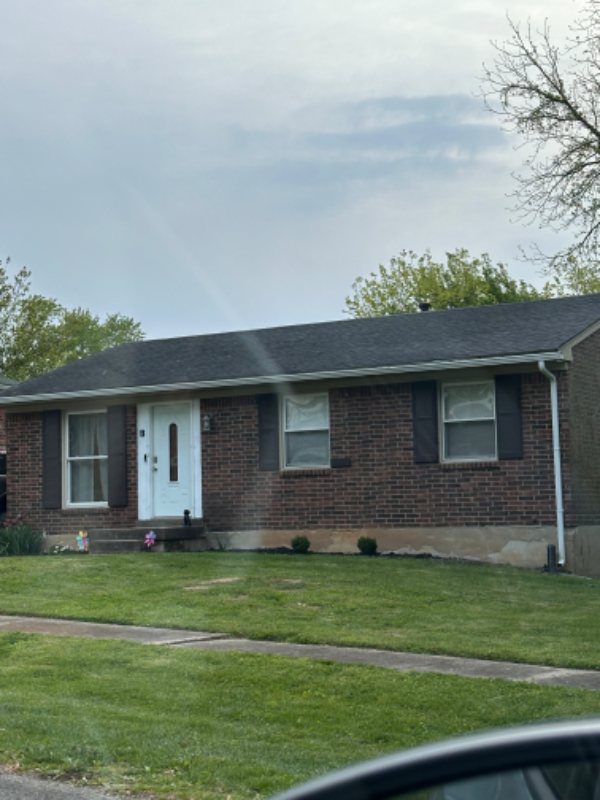 Louisville House: 10100 Coralwood Dr