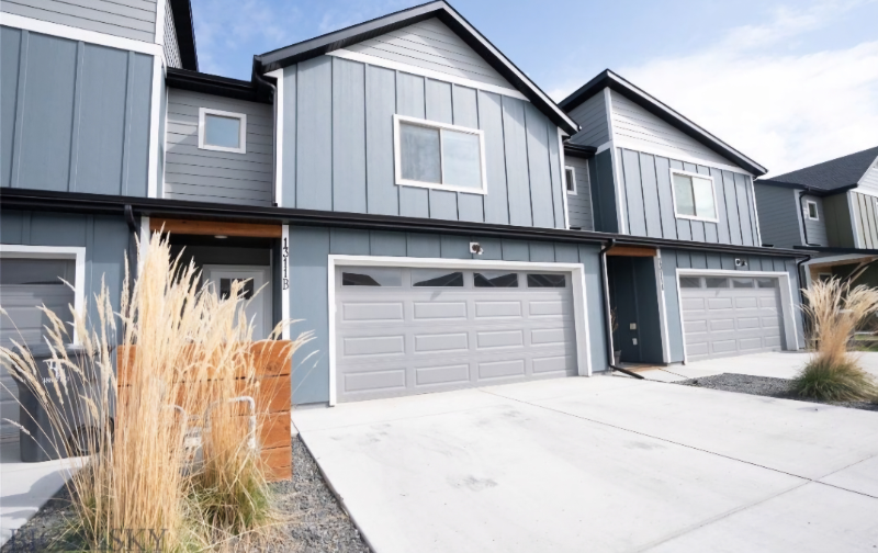 Belgrade House: 1311B Fozzie Ln