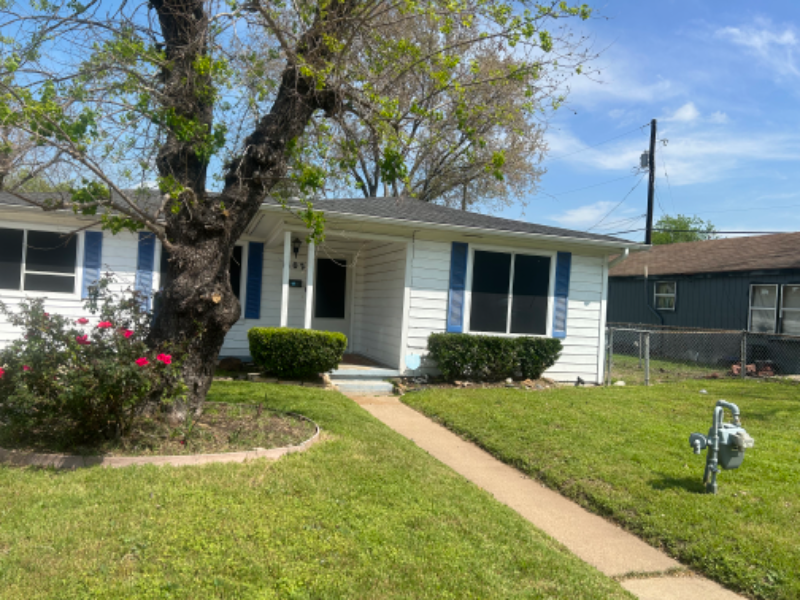 Bryan House: 1402 W Martin Luther King Street