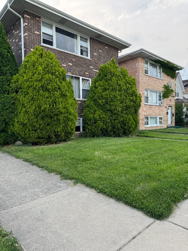 Maywood House: 148 S 6th Ave