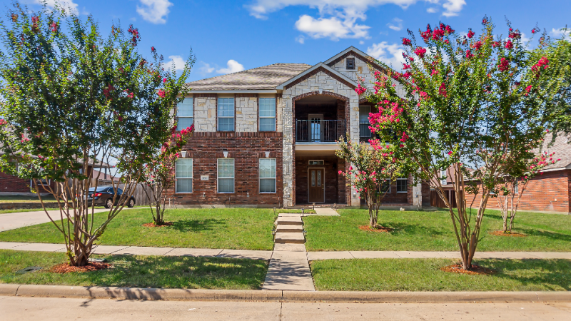 Cedar Hill House: 1739 Summerwood Ln, Cedar Hill, TX 75104, USA