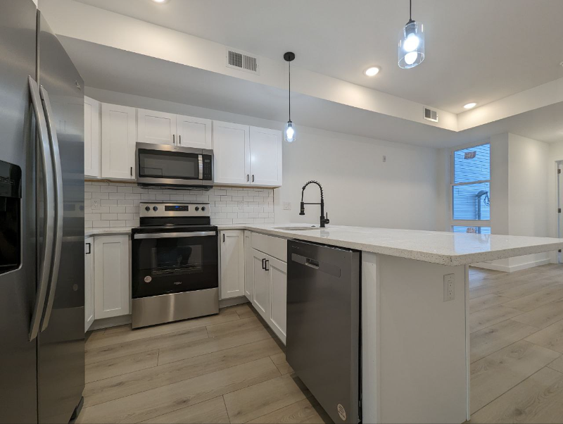 Philadelphia Apartment: 147-149 N Gross Street