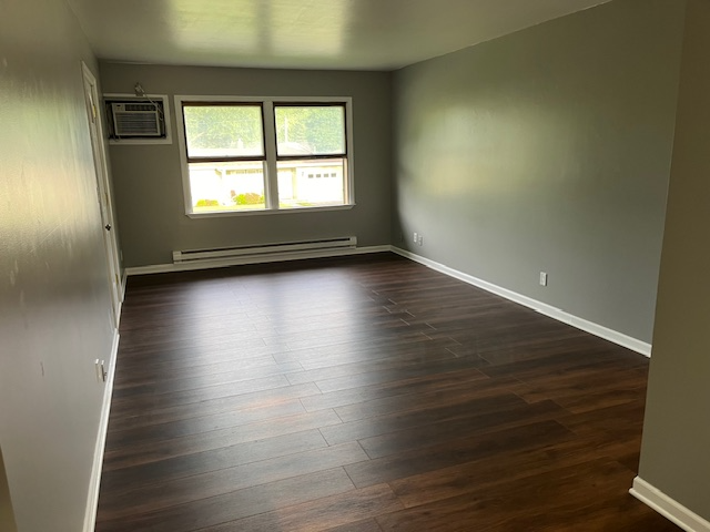 Plainfield Apartment: 14000 S Marybrook Dr