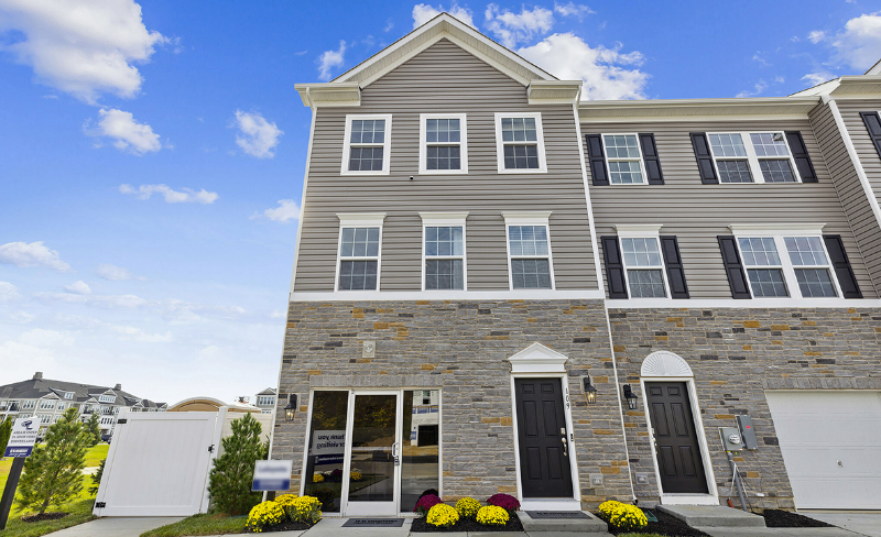 Glassboro Townhome: 245 Macoun Way