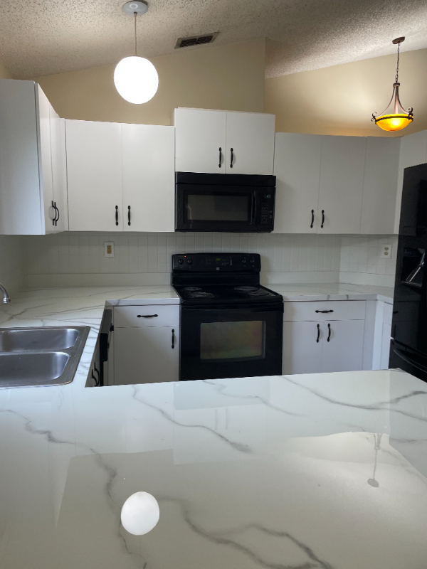 north lauderdale House: 308 Bishop rd