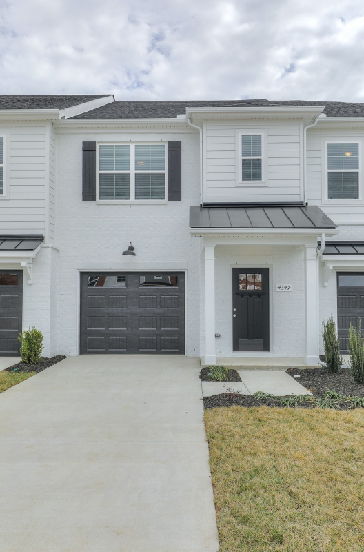 Murfreesboro House: 4341 Spyglass Dr.